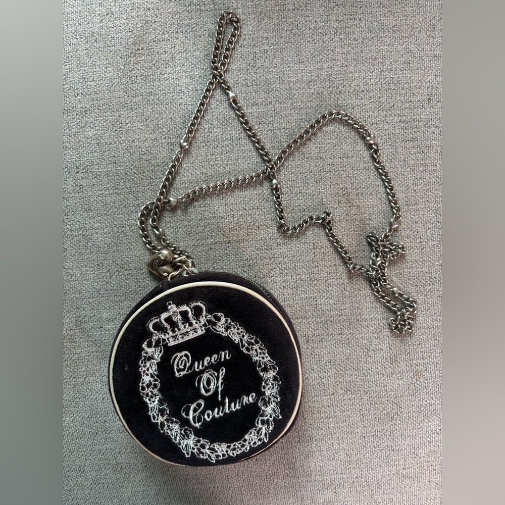 Juicy Couture Vintage Queen Of Couture Purse Very Rare Y2K 2004 Canteen P&G